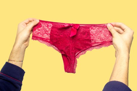 tanga crvene gaćice