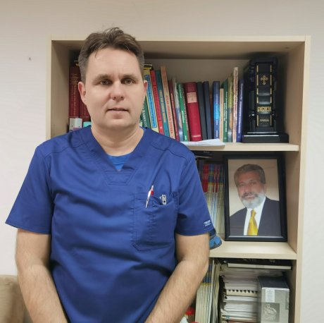 Dr Ivan Vukašinović, interventni neuroradiolog
