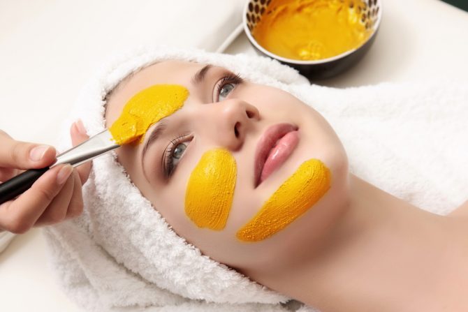 maska od šafrana - sjajna koža - posvetljenja koža