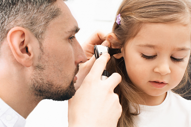 Upala uha kod dece