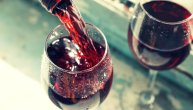 Crno vino prija srcu, čuva zdravlje creva, a može da snizi i krvni pritisak