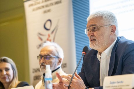 Zapaljenske bolesti creva, prof dr Dino Tarabar