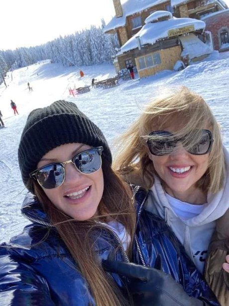 Slađana i Kristina Anđelković