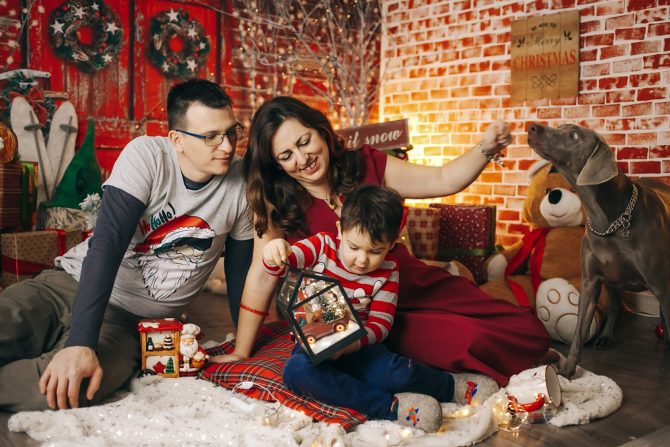 Usvajanje porodica Mirosavljević