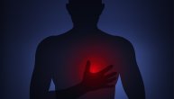 Bol u grudima – 3 simptoma koja ne najavljuju srčani udar već ukazuju na neki drugi problem