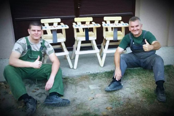 Stolar Mile i sin Stefan