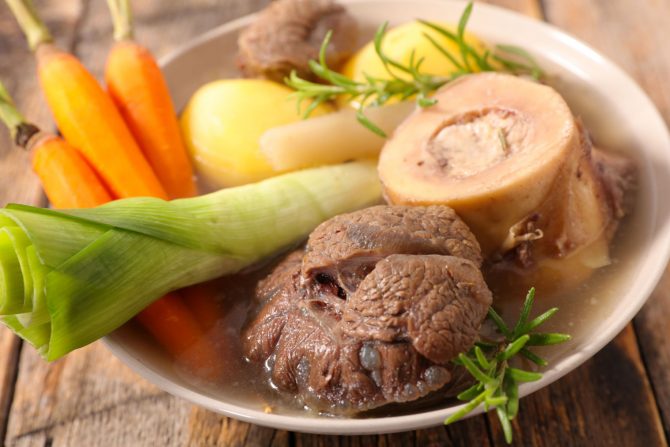 supa od junećih kostiju