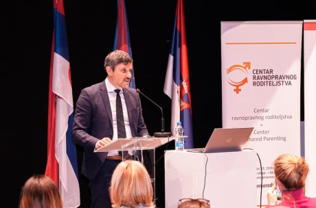 ravnopravno roditeljstvo