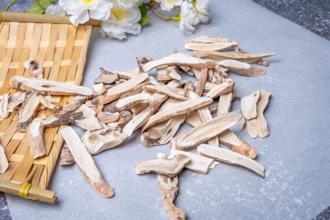 čaj od korena božura