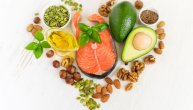 Da li je sporije napredovanje ALS povezano sa ishranom bogatom omega-3 masnim kiselinama