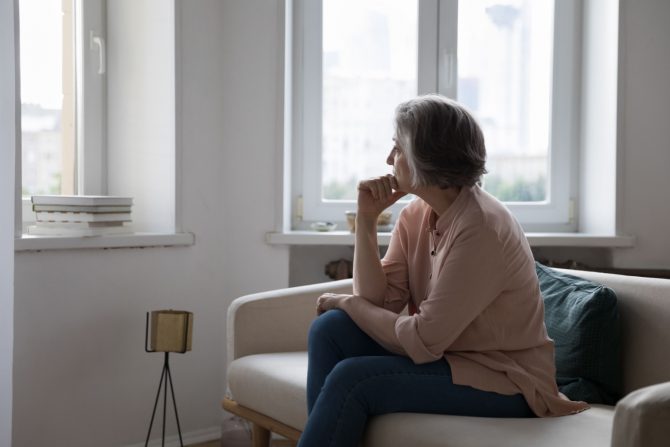 izolacija i usamljenost