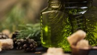 Sirup od borovih iglica je narodni lek koji najviše pomaže tokom zime