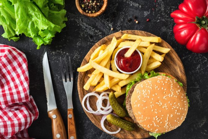 masne naslage na stomaku