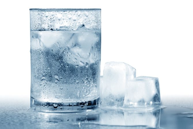 ledeno hgladna voda