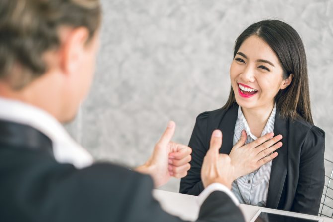 znaci da nam se dive i da nas cene