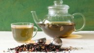 Dva najbolja čaja protiv kašlja po savetu čuvenog Vase Pelagića