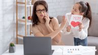 Psiholozi kažu da roditelji koji odgajaju usamljenu i nesrećnu decu imaju karakteristične navike