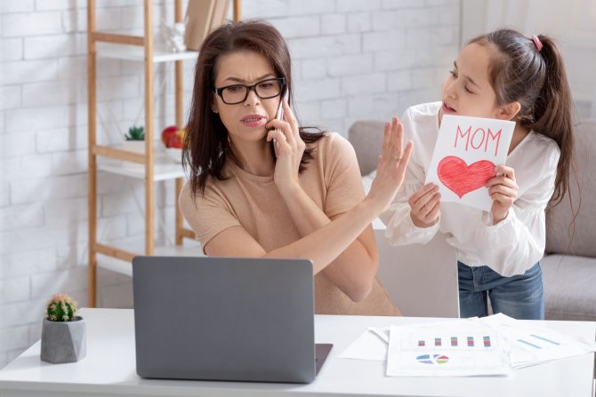 usamljena i nesrećna deca