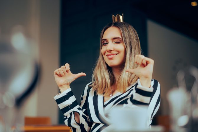 svet se vrti oko njih