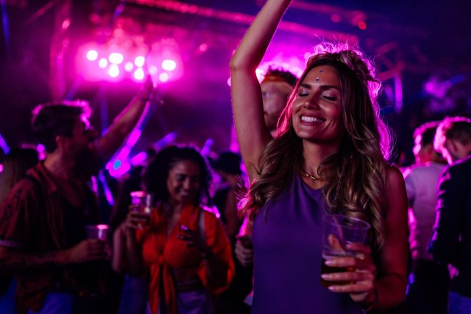 emocionalno izolovana žena