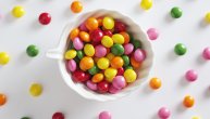 Kontroverzni aditiv E171 više se ne koristi u omiljenim Skittles bombonama