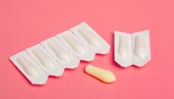 Hormonske vaginalete olakšavaju život žene u menopauzi: Kako se pravilno stavljaju supozitorije?