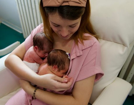 Mama Anica Petković KOŽA NA KOŽU UK NIŠ