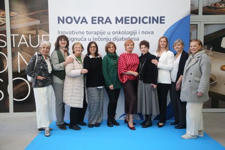 Hrabre žene Ženskog centra Milica uz podršku pacijentkinja iz drugih udruženja na konferenciji eKlinika portala