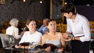 Konobari nas „pročitaju“ za manje od 30 sekundi: 8 stvari koje odmah primete i koje utiču na uslugu do kraja