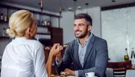 Pitala sam ga zašto ništa ne objavljuje na društvenim mrežama – njegov odgovor me je naterao da se zamislim