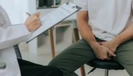 Rak testisa može da se napipa: Urolog objašnjava kako se radi samopregled i koje promene su upozoravajuće