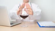 Mislite da vas čaša vina opušta? Naučnici kažu da mozak tokom noći prolazi kroz nešto sasvim drugo