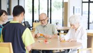 Japan sada ima više od 100.000 ljudi koji imaju 100 ili više godina. Koliko je opasno starenje nacije?