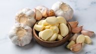 Da li beli luk zaista „bustuje“ imunitet: Velika zabluda ili naučno potkovani dokazi?